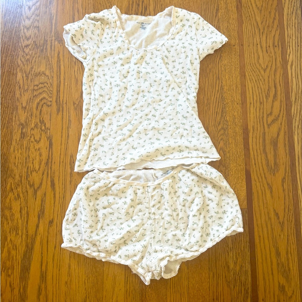 Brandy Melville Cream Pajama Set